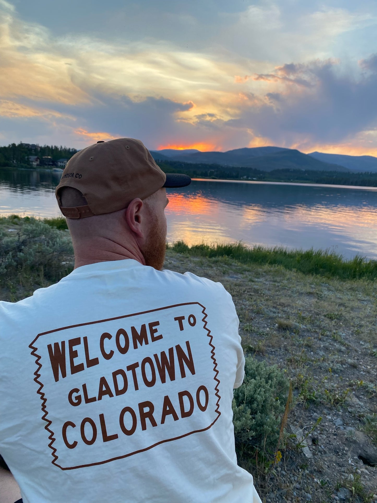 Welcome to Gladtown Tee